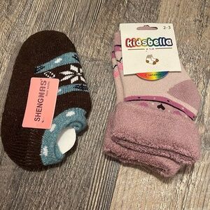 2 socks for kids